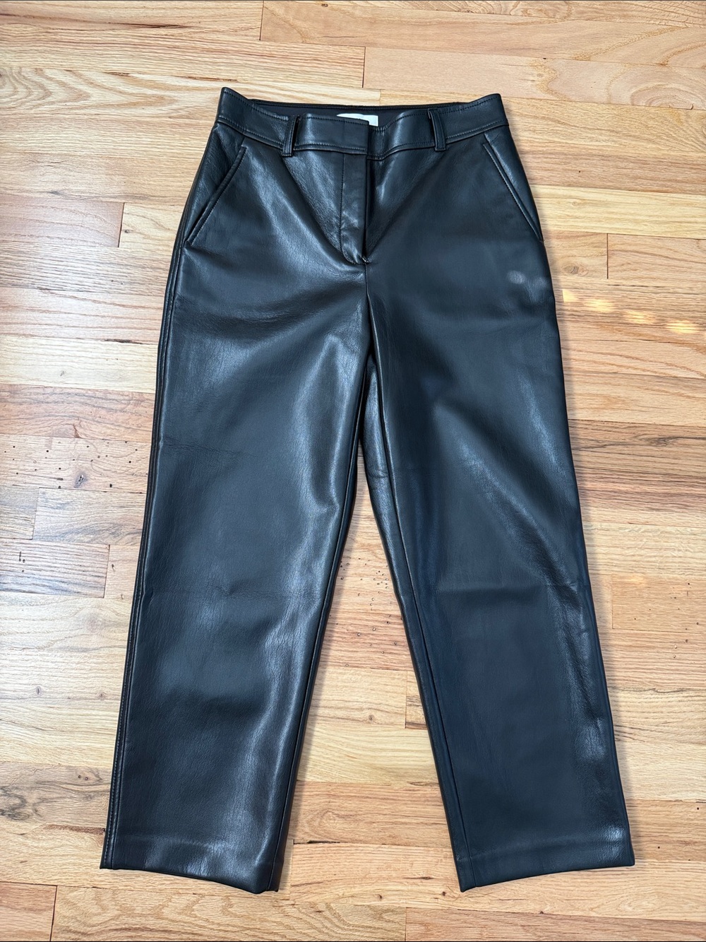 Men's Pants Subcategory Identification